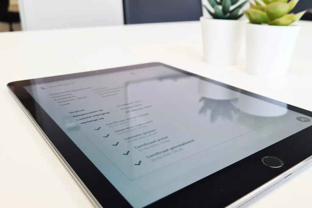 Domeinregistratie beheren op een iPad